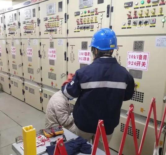 物业配电房里倒闸时配电柜的操作内容或操作步骤
